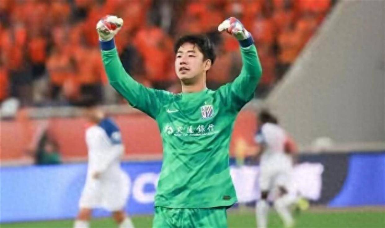 乐鱼电竞- 太狠了！今晨密尔沃基雄鹿备战英超国际比赛日上海申花调整名单以备中超，勒沃库森豪取连胜备战CBA季后赛