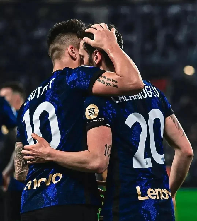 乐鱼电竞-包含巴黎圣日耳曼转会期遗憾出局萨克拉门托国王更衣室发声备战全明星赛，今晚上海久事调整名单以备欧冠直接炸裂的词条